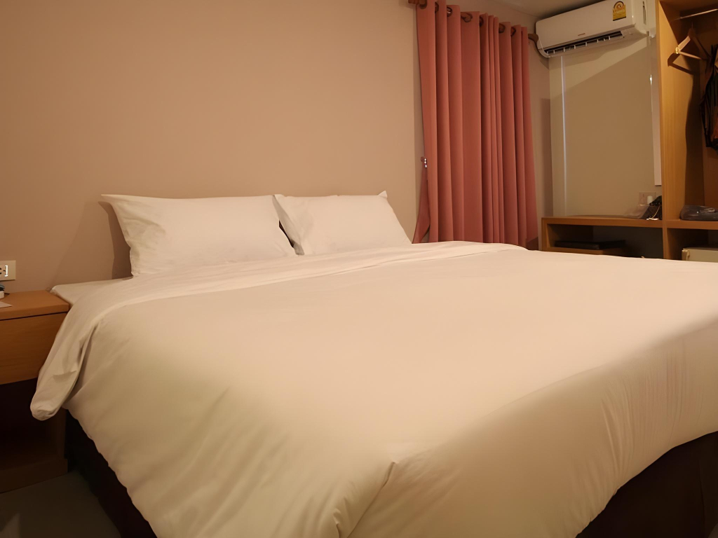 Chiang Mai Hill Hotel