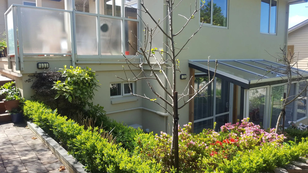 March Apartments