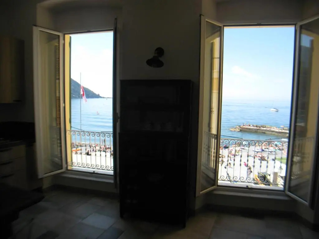 Casa Sea Life, Beachfront with Parking