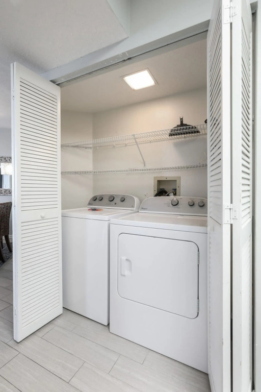 Windward Pointe 1504: top floor, A+ beach view, Orange Beach