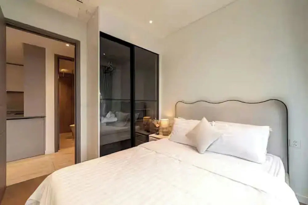 Vivian Boutique Opera Luxury Residence