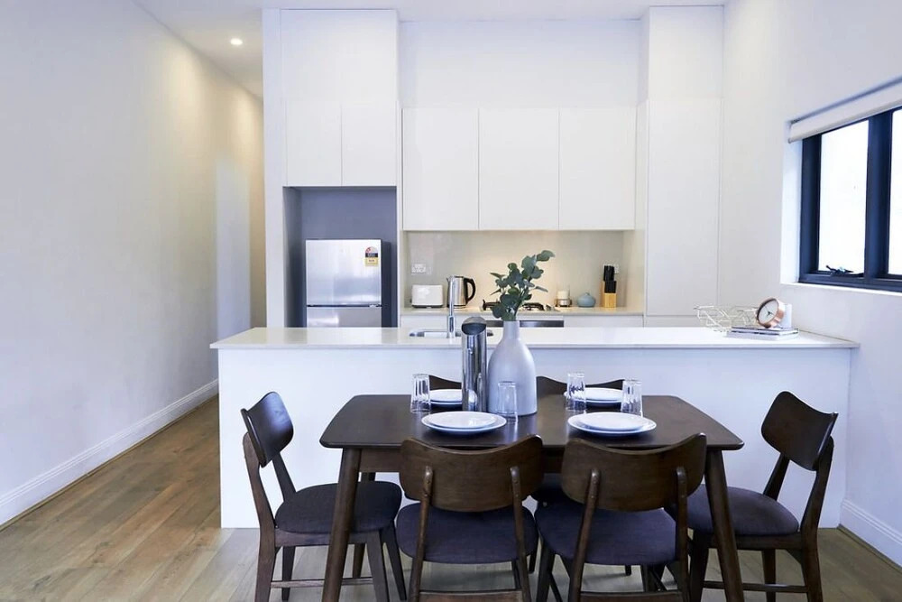 Relaxed 2 Bedroom Apartment Minutes From The Beach