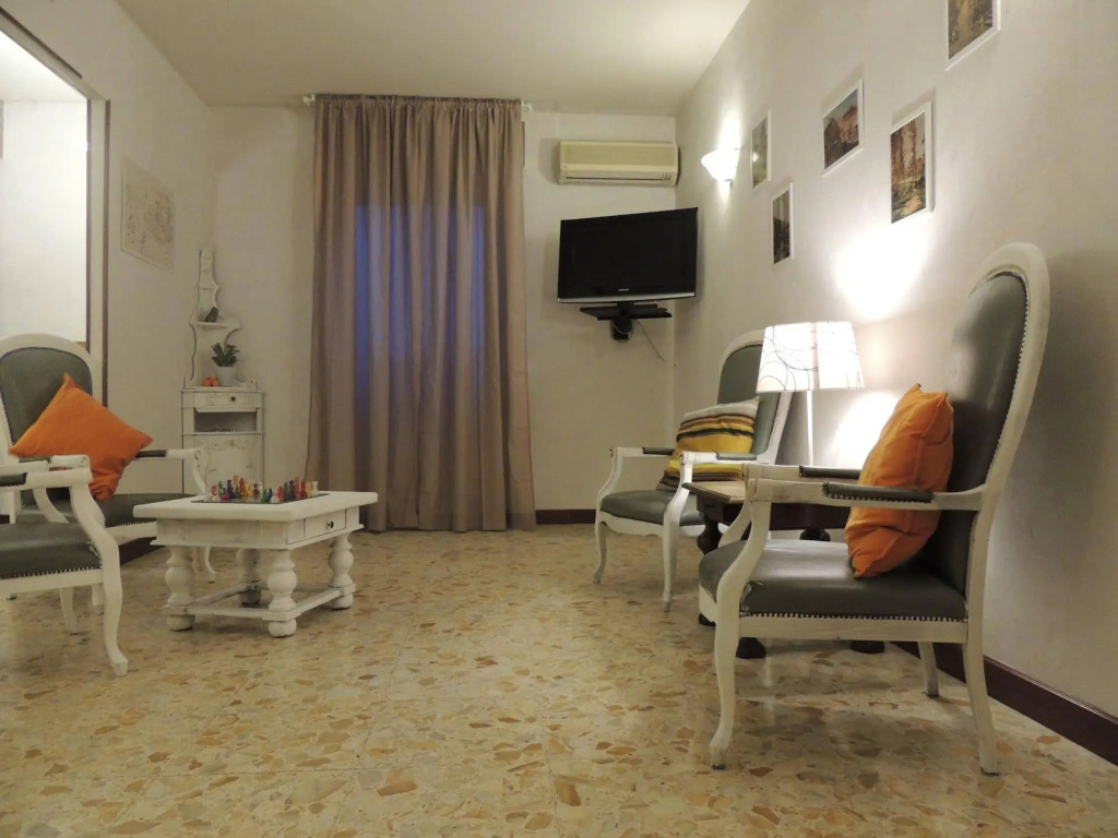 The Boutique Hotel