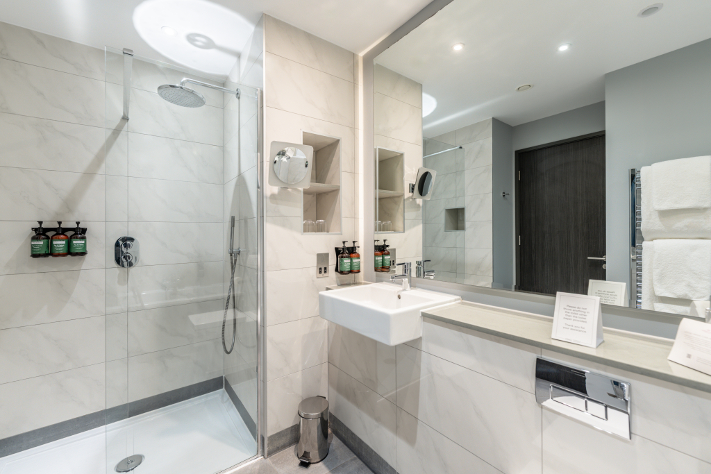 Crowne Plaza Aberdeen Airport by IHG