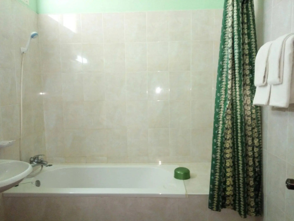 Ruby True Hotel
