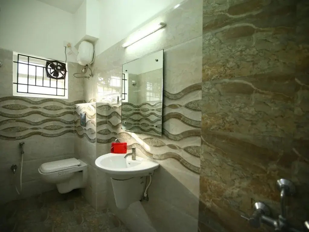 Green Tree Service Apartment
