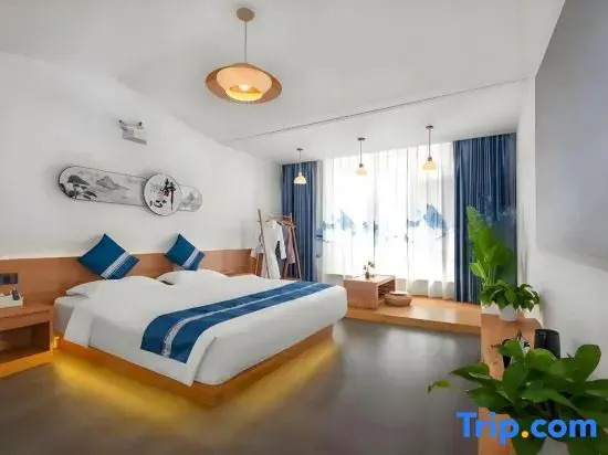 Yujia Homestay (Yuhuangding Suochengli Wanda Plaza Branch)