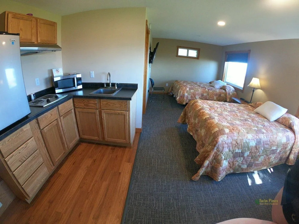 Twin Pines Resort