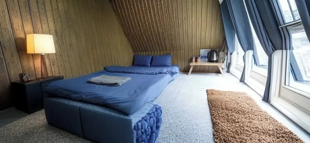 Tuyết Hoa Hòn Bồ Homestay