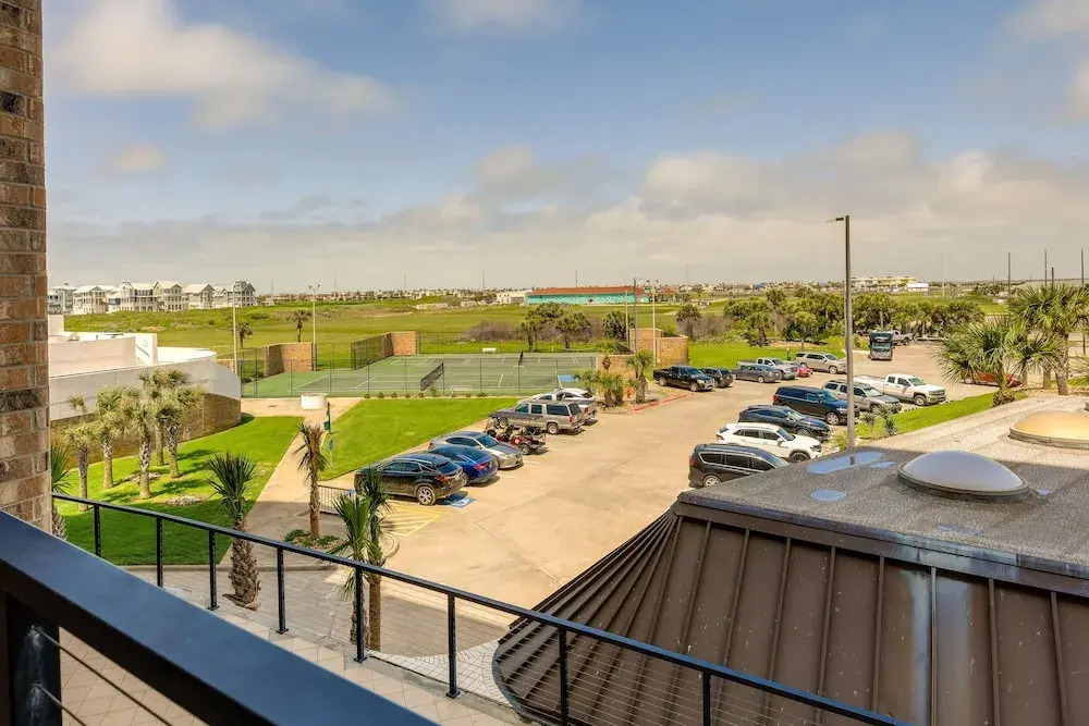 Port Aransas Vacation Rental w/ Pools - Near Beach