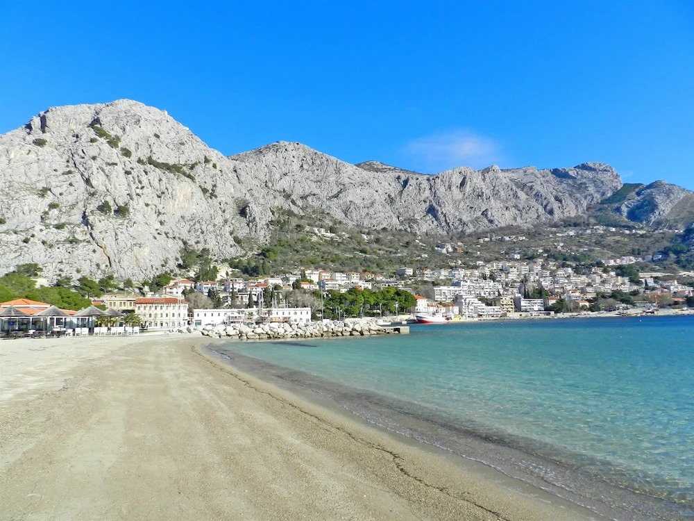 Apartments Zecic