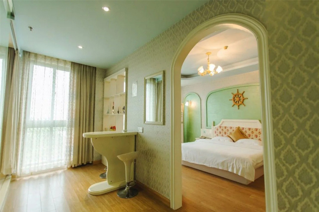 Sweetie Dream Theme Hotel