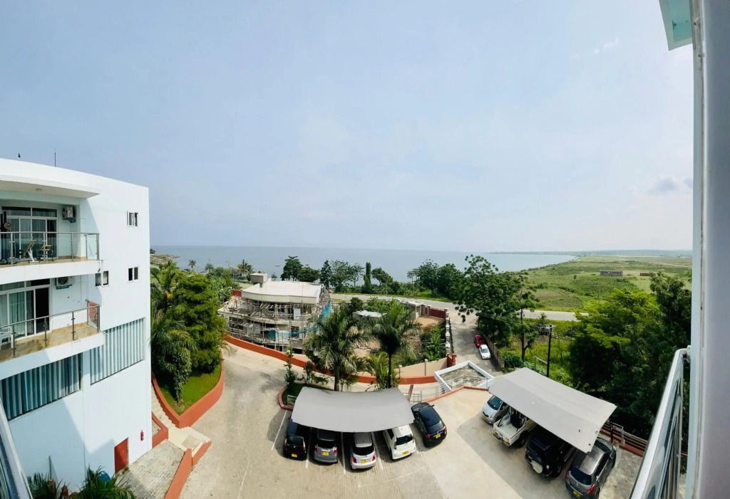 Cozy Private Apartments with beautiful view of Lake Victoria