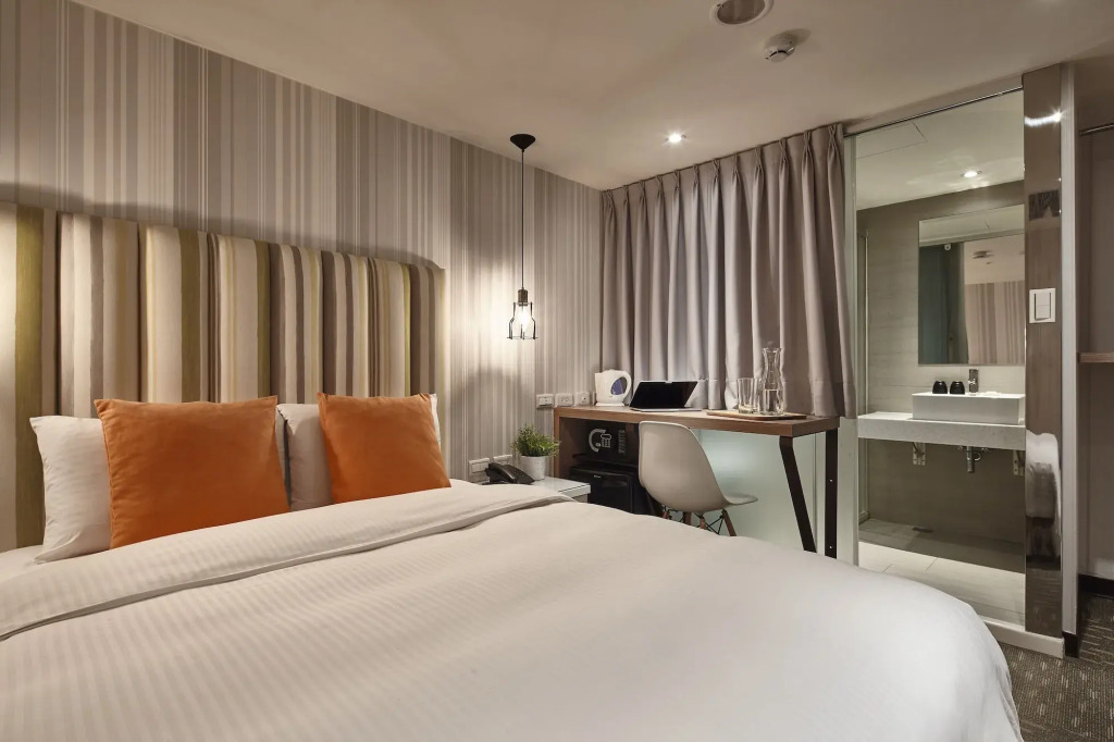 Via Loft Hotel