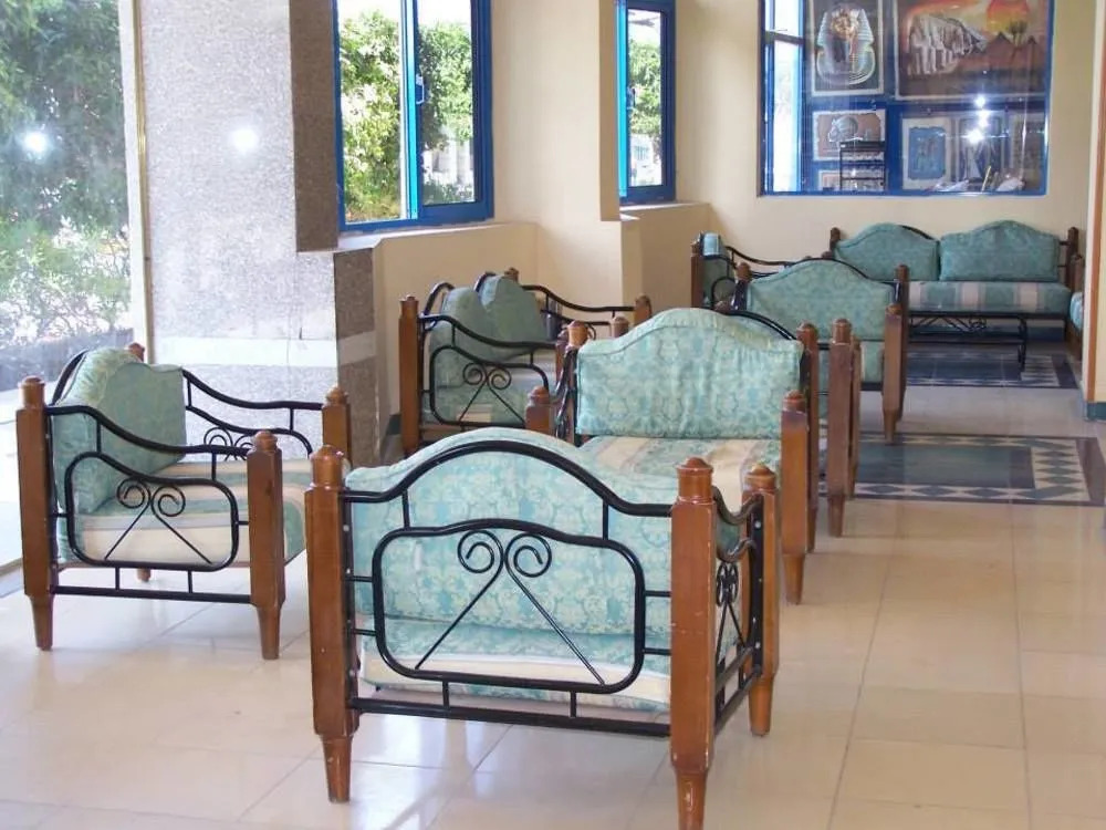 Eiffel Hotel Hurghada