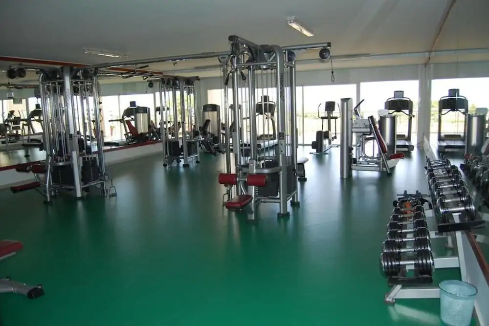 Appartement au complexe marina golf