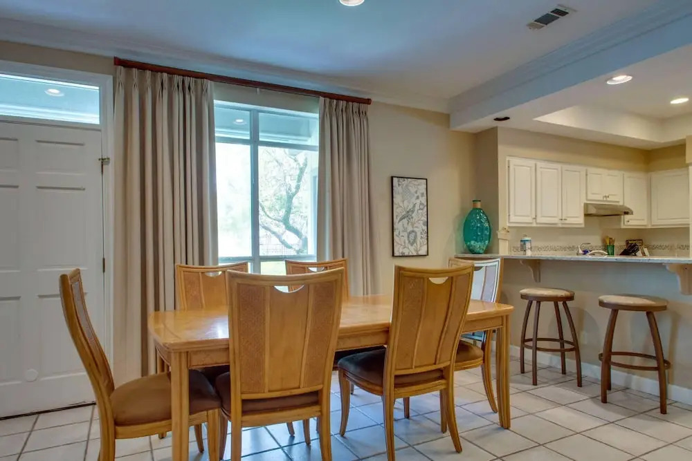 Hidden Dunes Beach Villa 10 by Destin Getaways