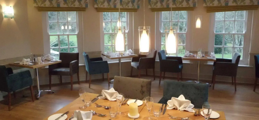 Rose in Vale Country House Hotel