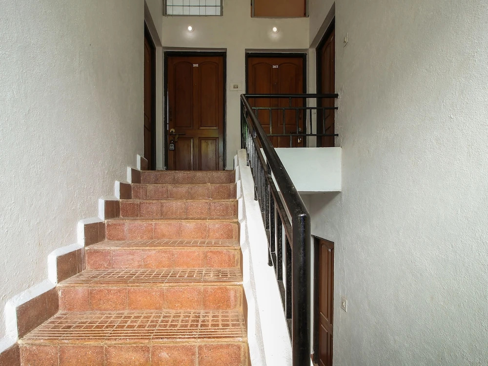 OYO 17341 Home Serene Stay Carmona Beach