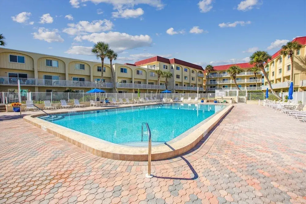 Oceanfront 3BR Condo: Gated, Breathtaking View