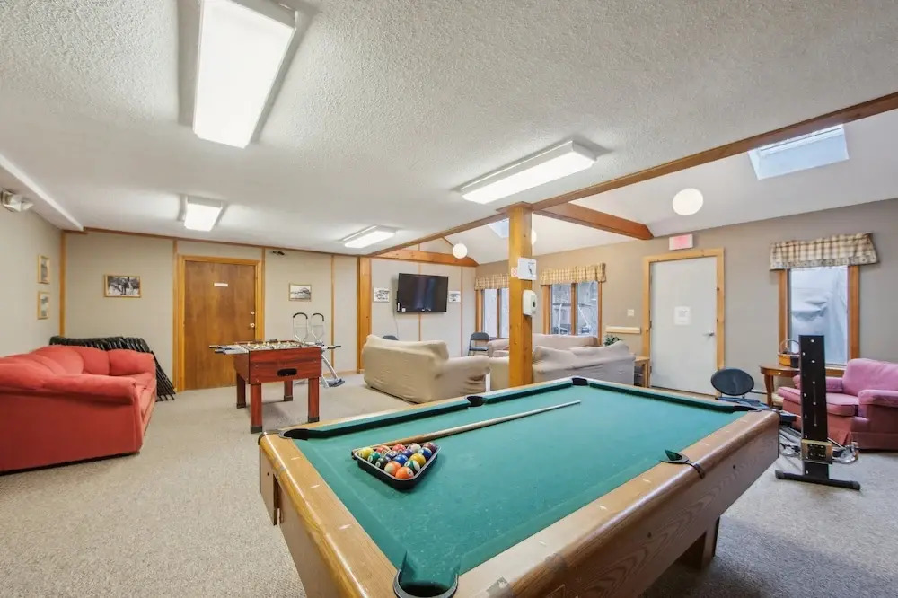 Peaceful Valley 72i - A Cozy Mountain Retreat 2 Bedroom Townhouse by The Summit at Gore Mountain
