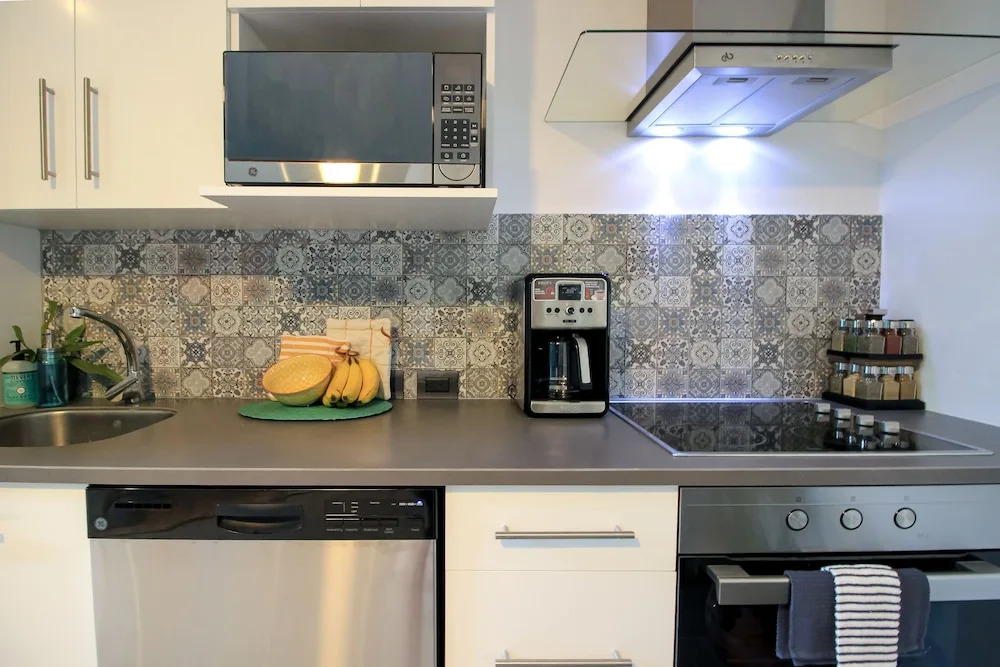 Laylie Tulum - Tropical 3 story condo with Rooftop