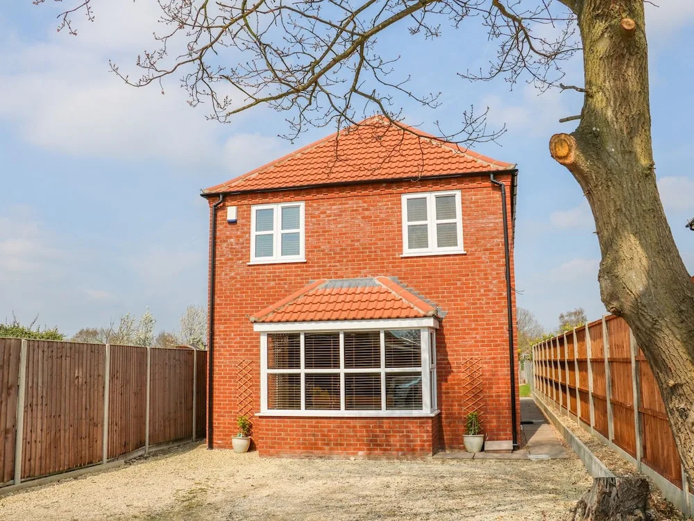 Oak Tree House