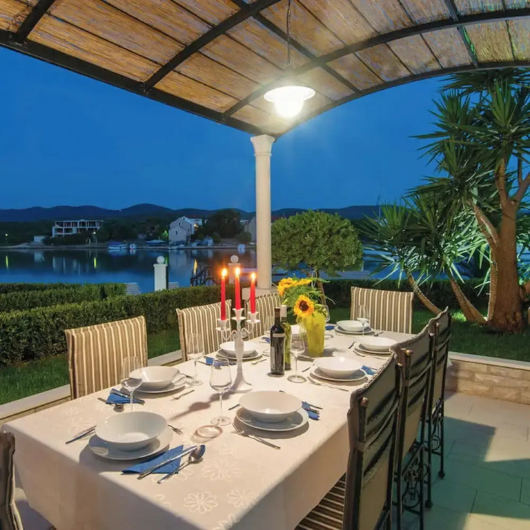 Holiday Villa Mirce - Lovište