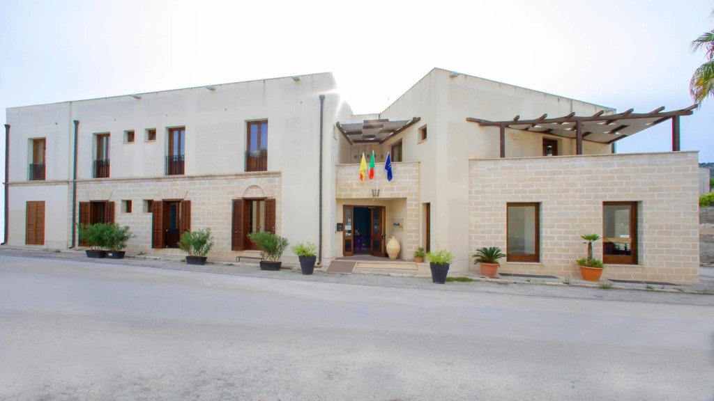 Insula Hotel