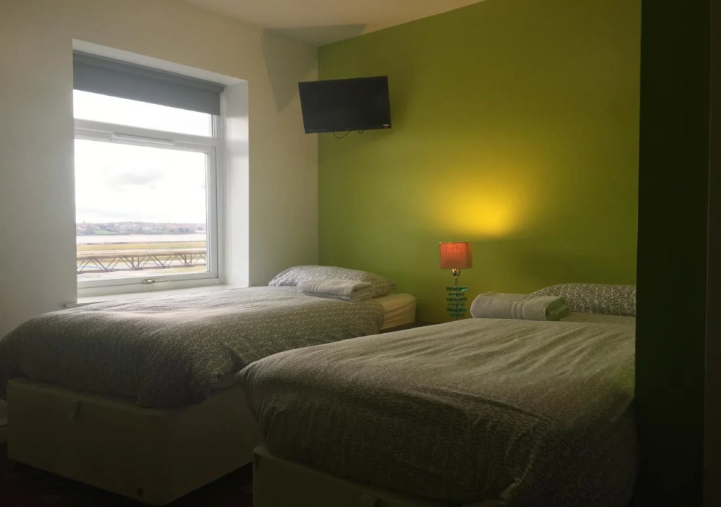 Ten Streets Bed & Breakfast