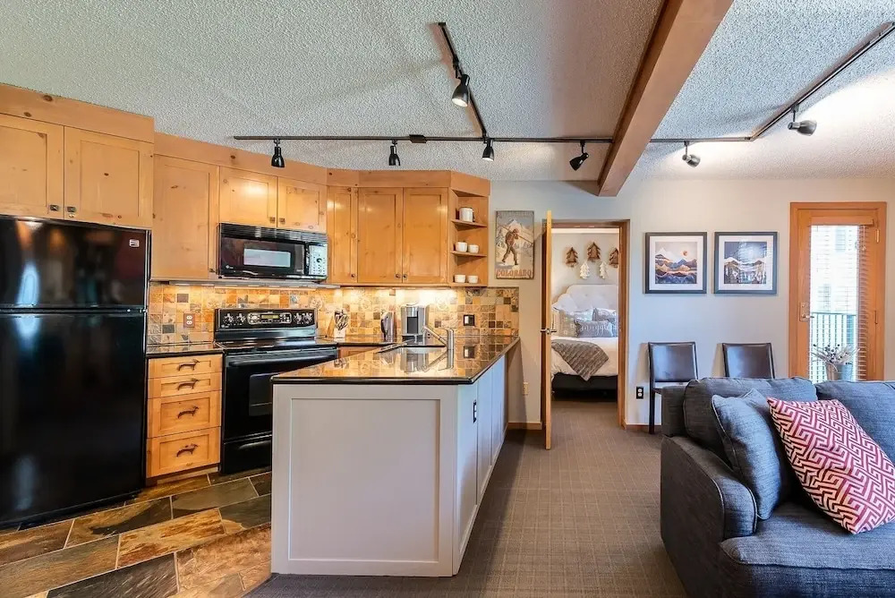 Iron Horse C5013 Condo by RedAwning