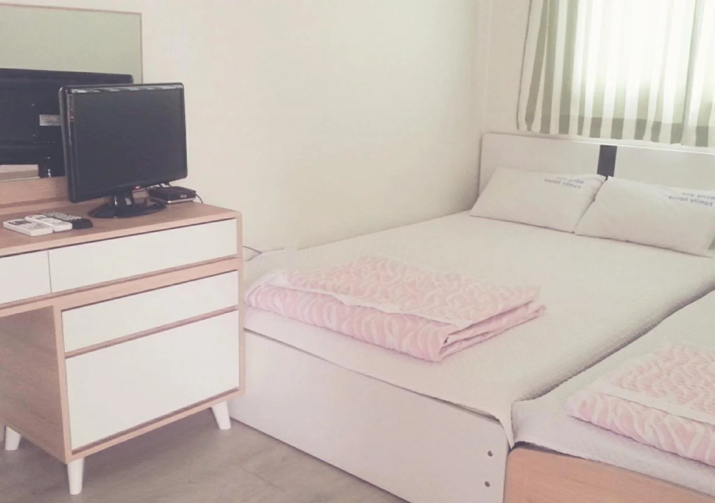 Hongdae Family Housetel 2