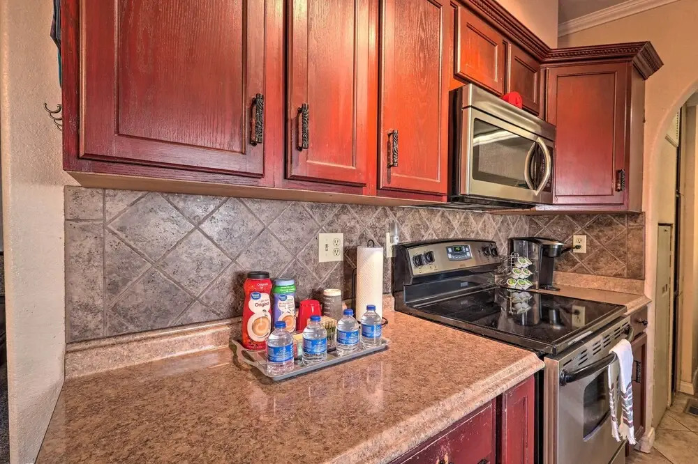 3 Mi to Lake Powell: Page Home w/ Patio & BBQ