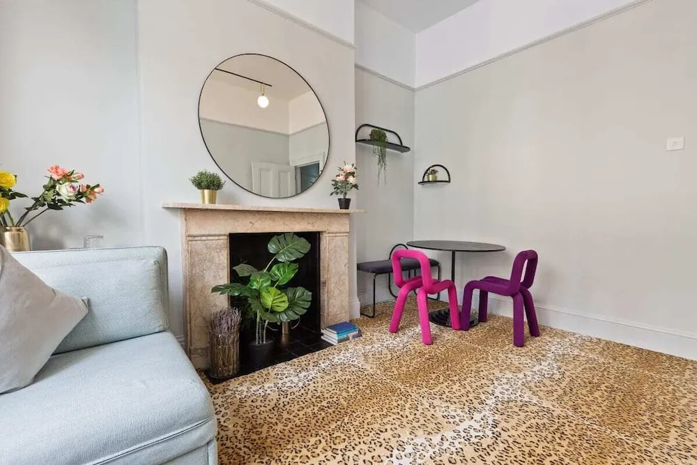 Elegant 1-bed Apt, Sleeps 4, in Chelsea