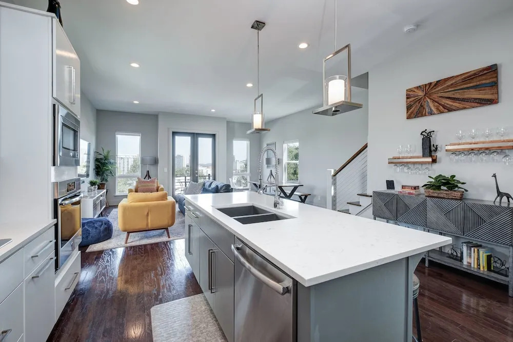 1049 Archer Home 3 Bedrooms 3 Bathrooms Home
