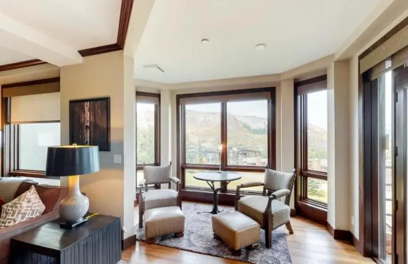 Spacious Ski in, Ski out 3 Bedroom Vacation Rental Next to the Gondola Featuring Slopeside Heated Outdoor Pool and Hot Tub