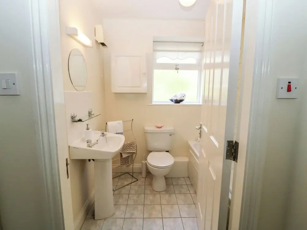 2 Garnish Court