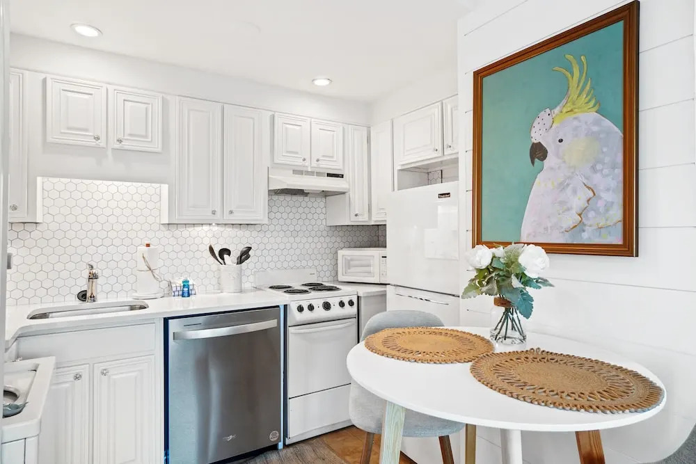 30A Emerald Hill Beach Resort by Panhandle Getaways