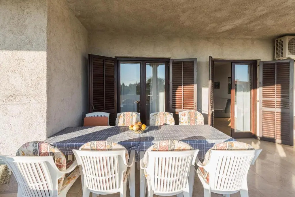 Apartment Paola for Max 7 Pax with 3 Bedrooms Large Garden And Spacious Balconies Overlooking the Sea