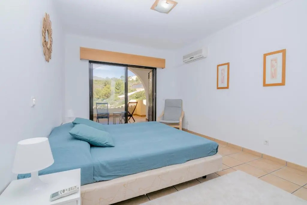 Vale de Centeanes Fabulous apartment by Innkeeper