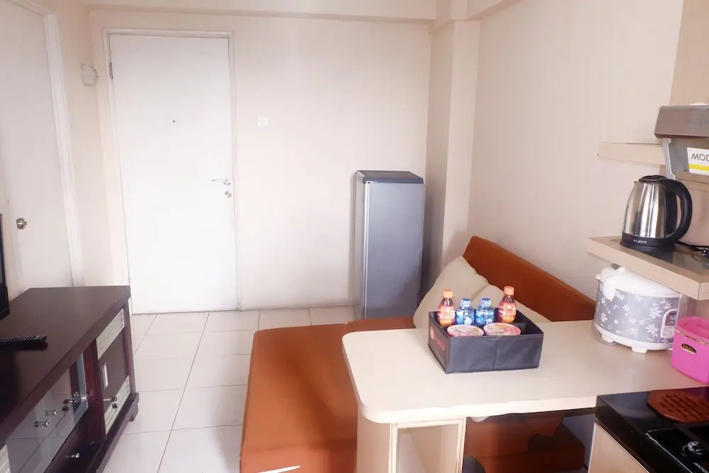 Kalibata Apartment with Sofa Bed Near Shopping Center