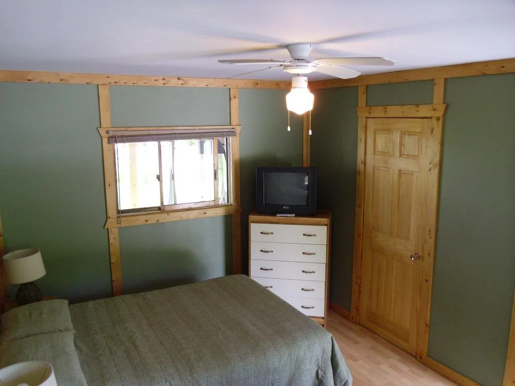 Peacock Villa Motel