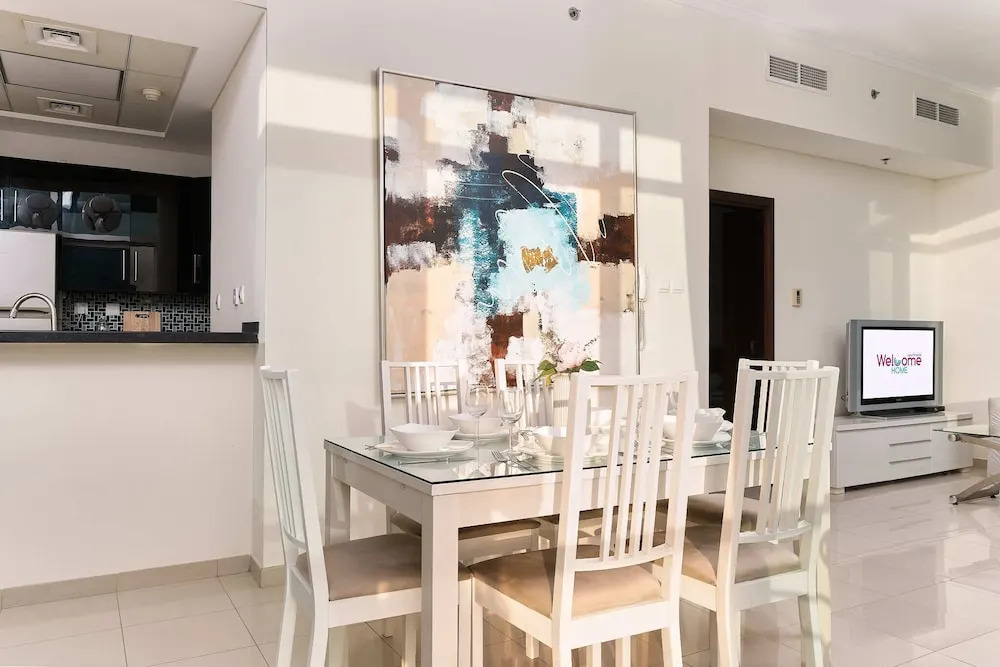 Beautiful 1BR with sunset view
