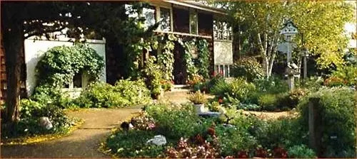 Annie's Bed and Breakfast