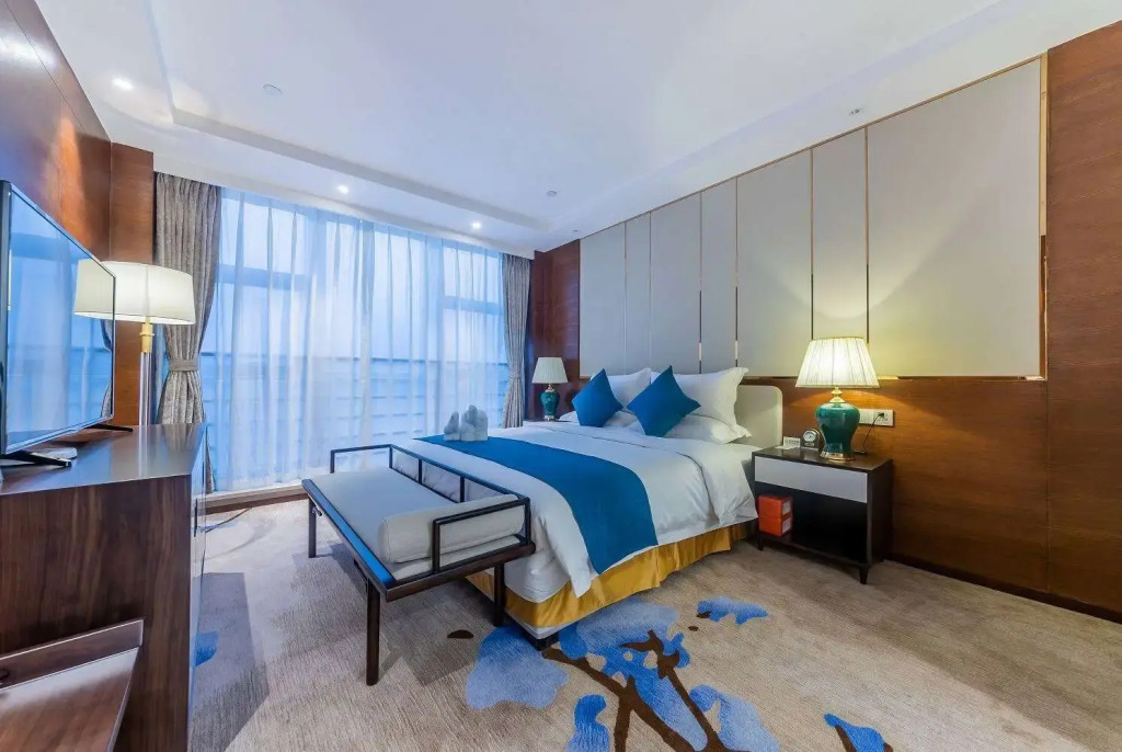 Days Hotel By Wyndham Chongqing Keyuan