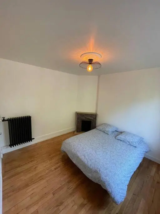 Superbe appartement rénové avec parking gratuit