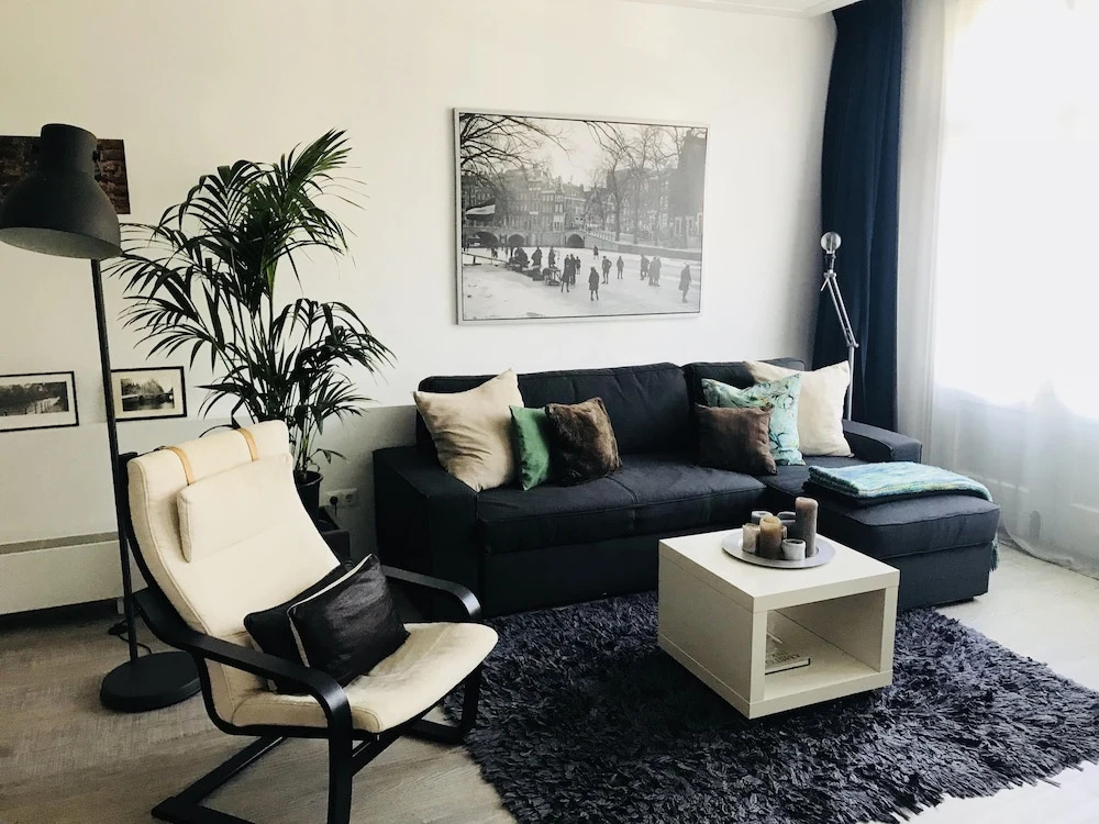 Reguliersgracht apartment