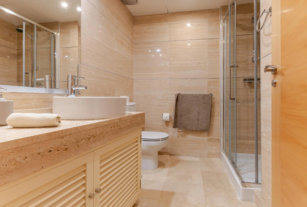 7508 - Wonderful apartment with great views