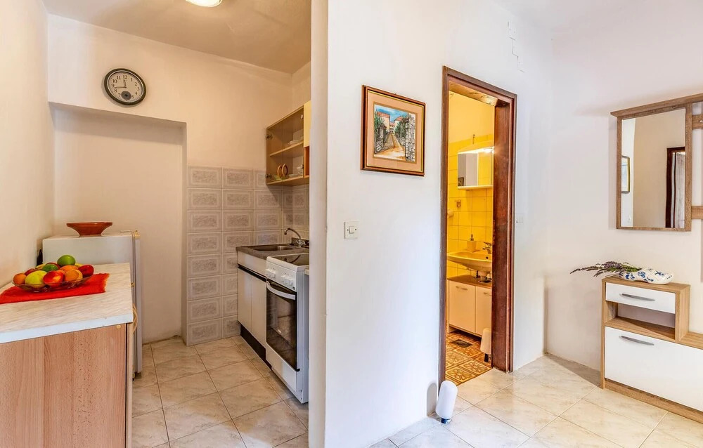 Amazing Apartment in Medulin With 1 Bedrooms and Wifi