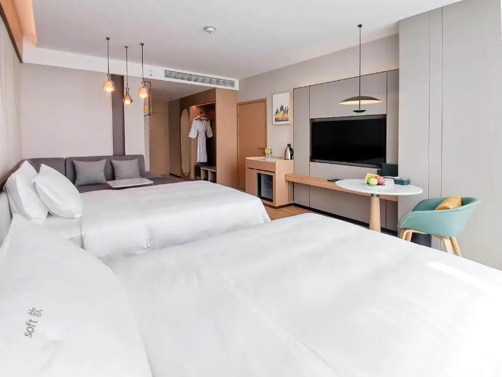 Holiday Inn Luzhou Longjian by IHG